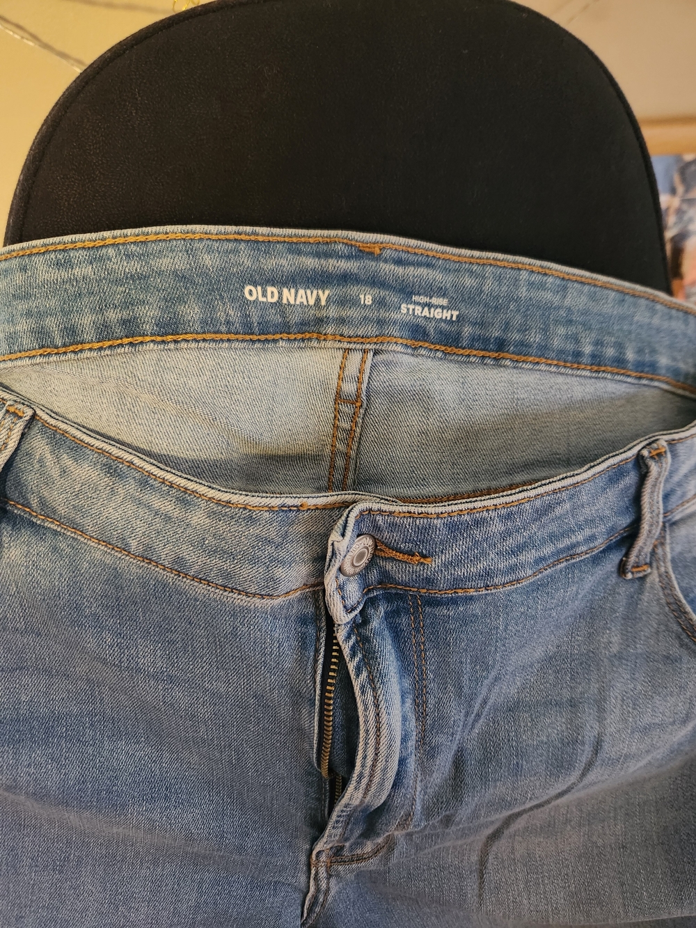 Old Navy Light Blue Straight-Leg Women's Jeans